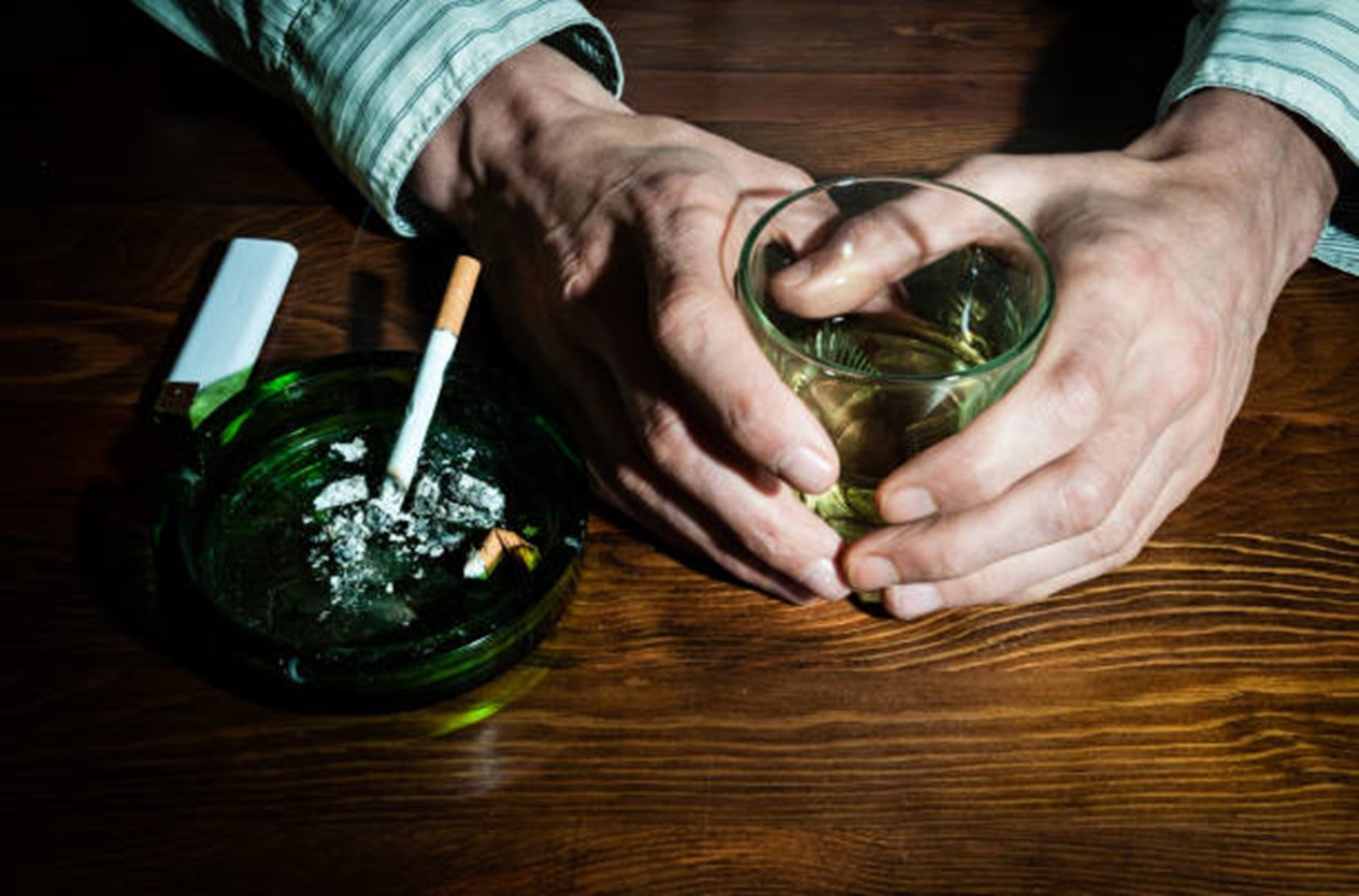 Potential causes and risk factors of stomach cancer at 30